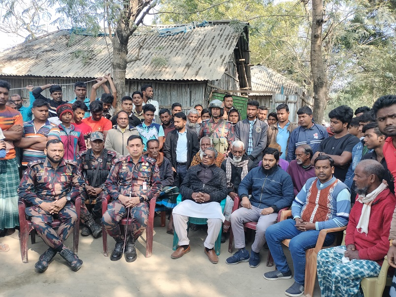 দু’দেশের নাগরিকদের সংঘর্ষের পর চাঁপাইনবাবগঞ্জ সীমান্ত শান্ত, চলছে বিজিবি’র সতর্ক টহল